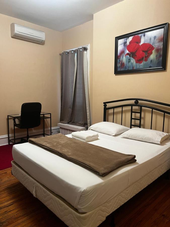 Adas Guesthouse Toronto Exterior photo